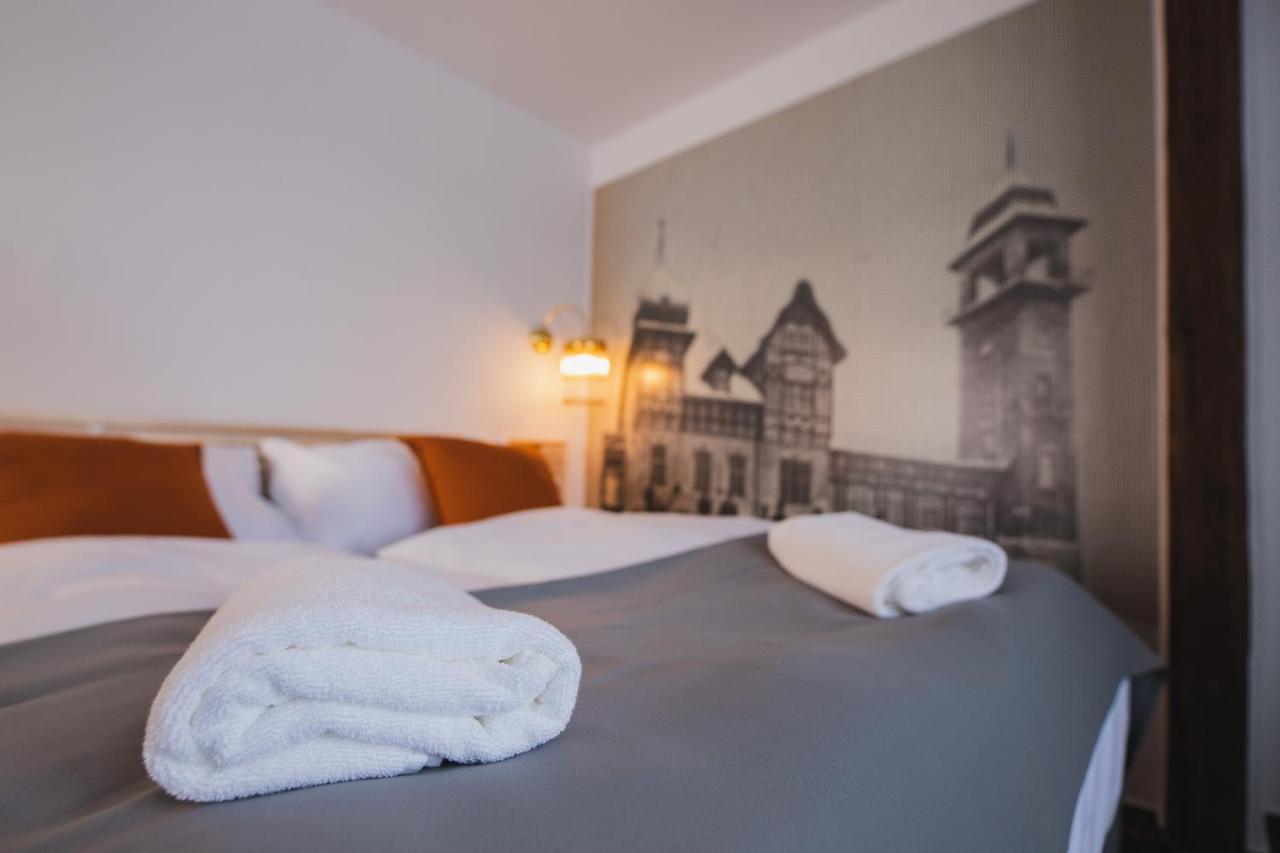 Hotel Petrin Jablonec nad Nisou Exteriör bild