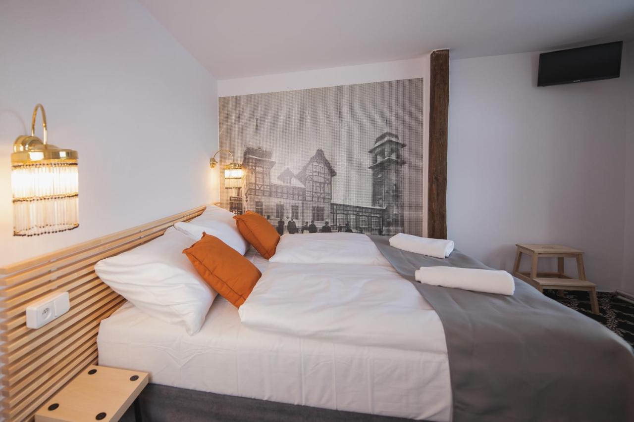 Hotel Petrin Jablonec nad Nisou Exteriör bild